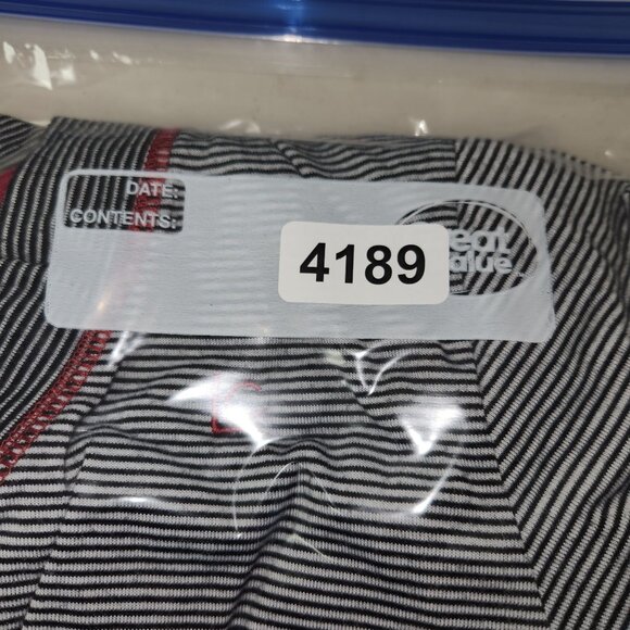 Liz Claiborne Medium Long-Sleeve Striped Nightgown 4189 - Picture 7 of 7